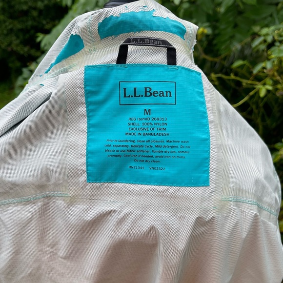Vintage LL Bean Rain Coat size Medium - Picture 3 of 7